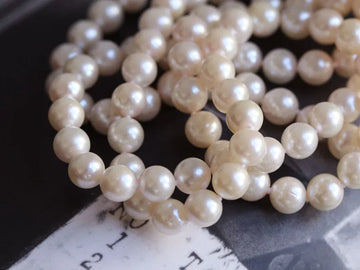pearls necklace with anything